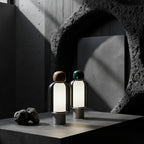 "Easy peasy" portable lamp