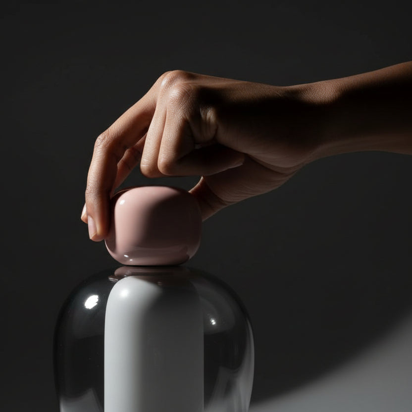 "Easy peasy" portable lamp
