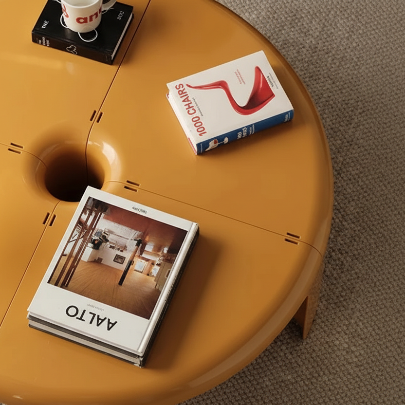 Quattro quarti Italian space age coffee table