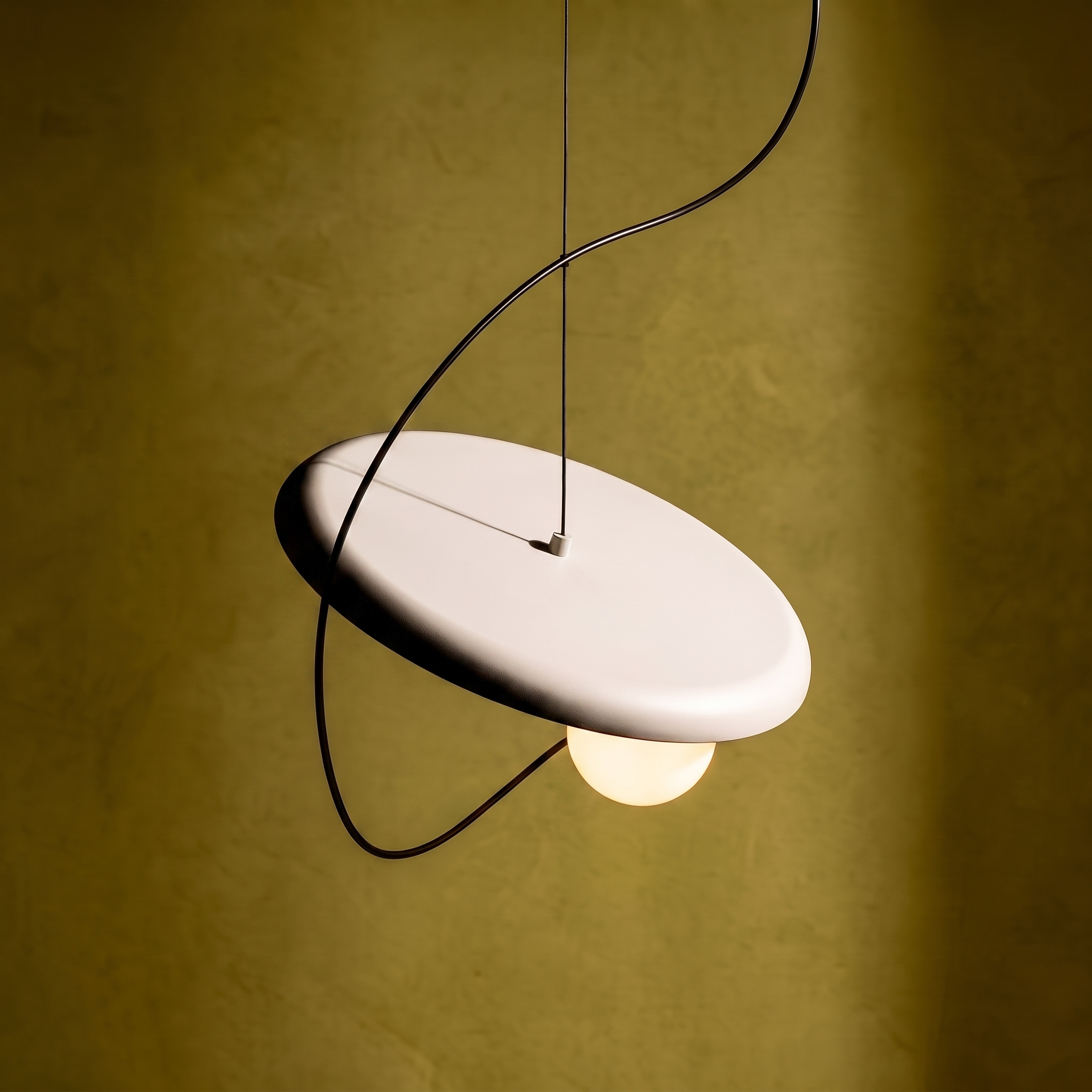 Contemporary vintage organic pendant lamp